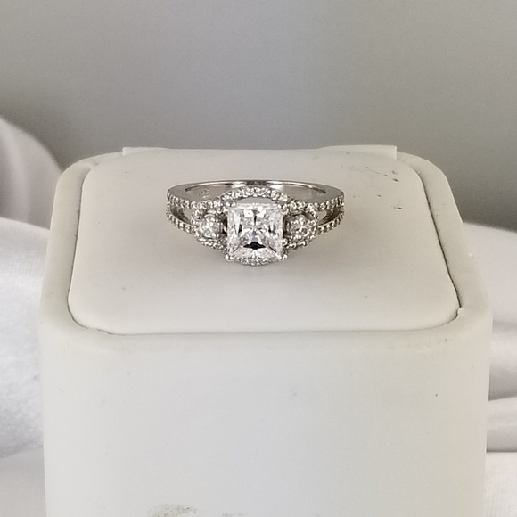 Real 925 Princess Engagement Wedding Ring Set - Picture 3 of 4